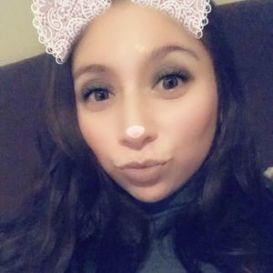 Meet your Posher, Linda